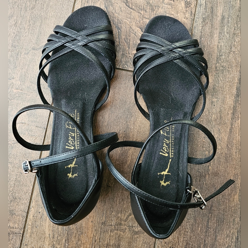 Womens size 7 1/2 black Comfy Swing Dance Shoes
